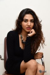 Sonakshi Singh Hot Pics